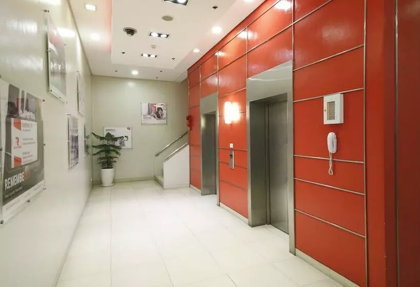 Отель Red Planet Clark Angeles City