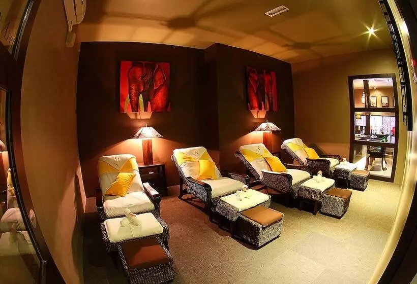 Отель Red Planet Hat Yai Sha Extra Plus