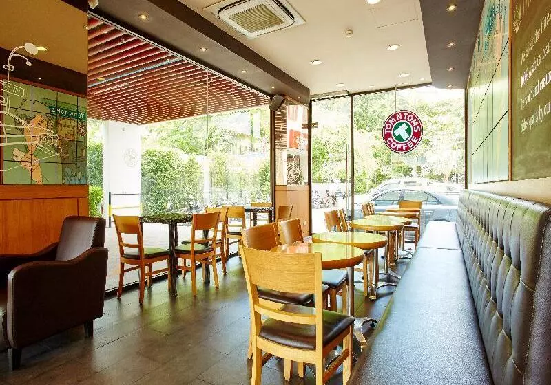 Hotelli Red Planet Pattaya Sha Extra Plus