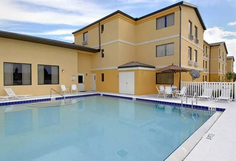 호텔 Regency Inn and Suites