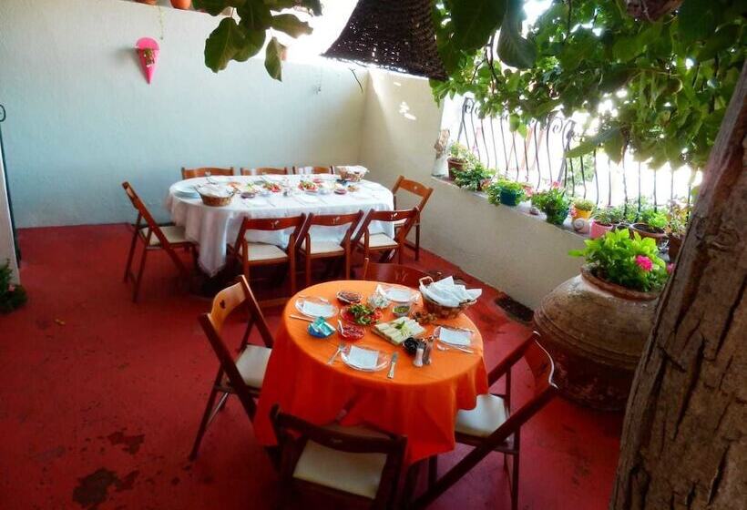 בית מלון כפרי Taksiyarhis Pension