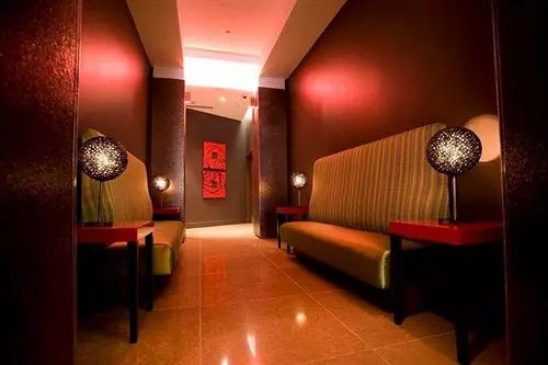 هتل The Carlton Savannah