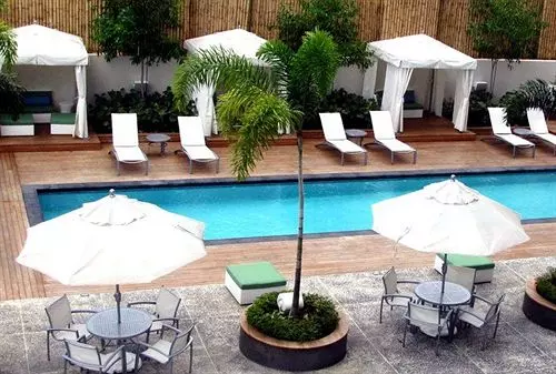 هتل The Carlton Savannah
