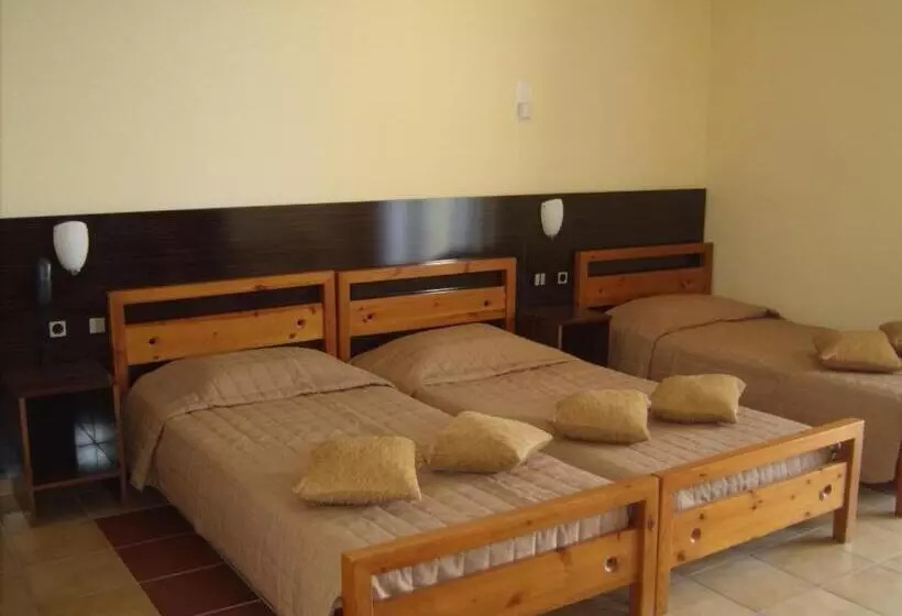 בית מלון כפרי Thea