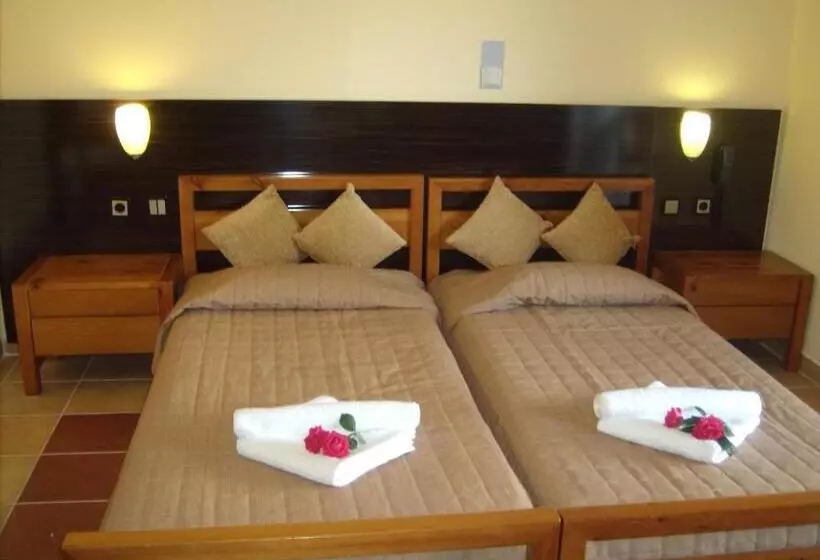 בית מלון כפרי Thea