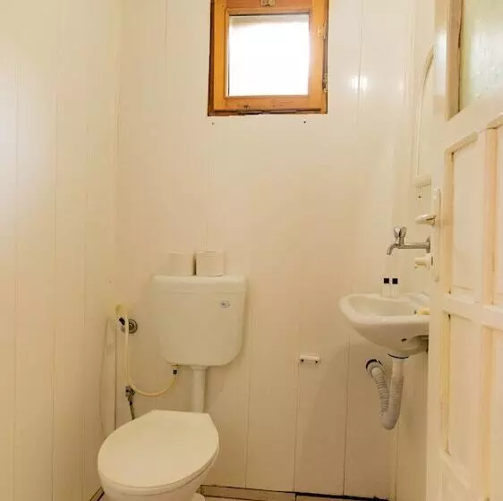 هتل Bayrams Tree Houses