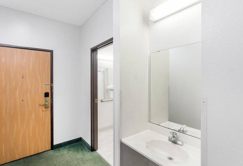 فندق Best Rest Inn  & Suites