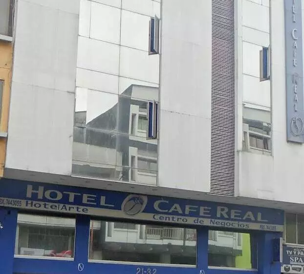 هتل Cafe Real