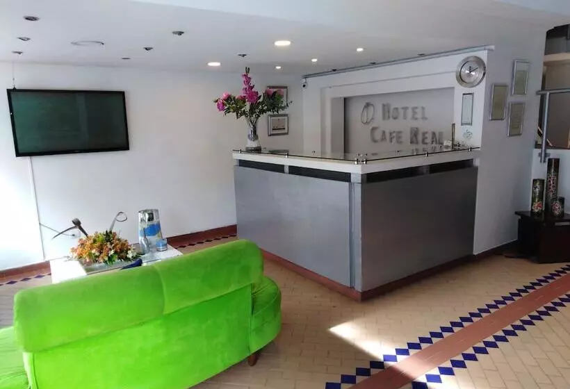 هتل Cafe Real