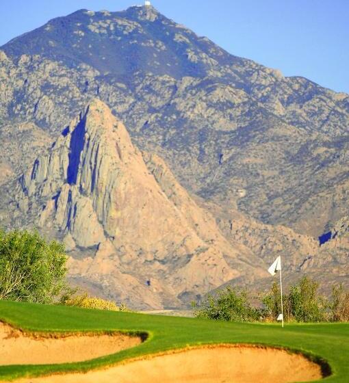 فندق Canoa Ranch Golf Resort