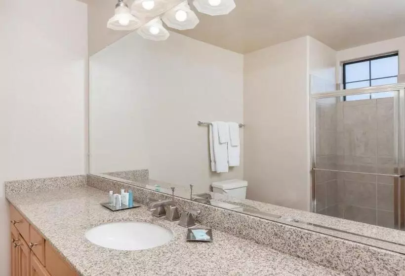 Отель Canoa Ranch Golf Resort