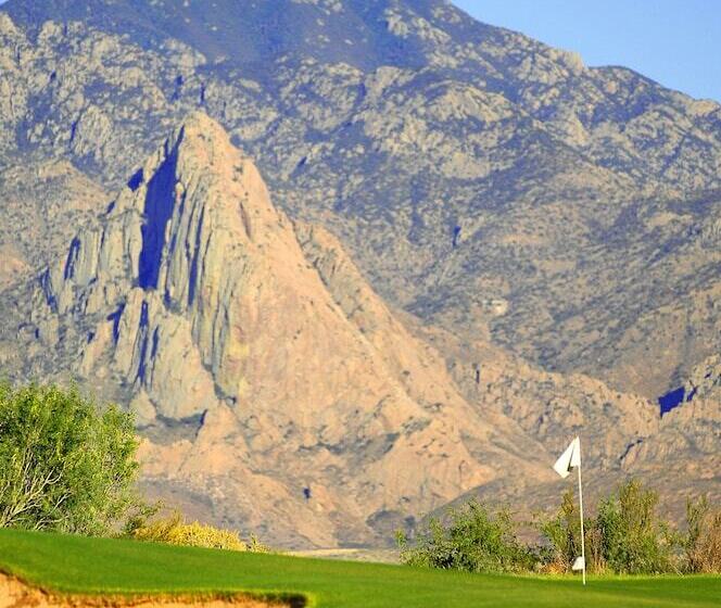 فندق Canoa Ranch Golf Resort