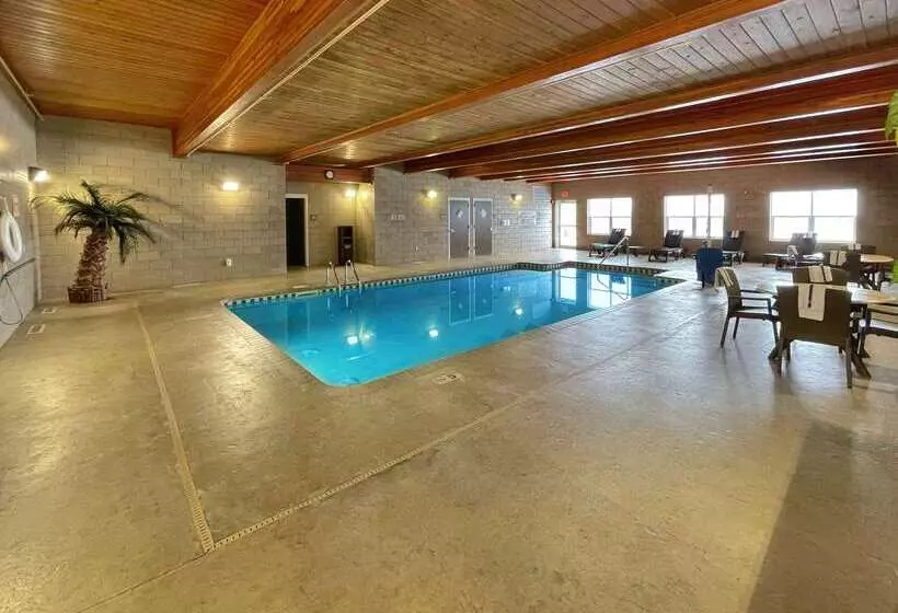 Отель Comfort Inn & Suites Independence