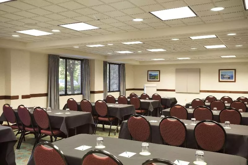 Otel Comfort Inn & Suites Lake George