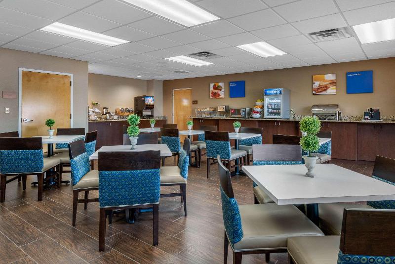 ホテル Comfort Inn & Suites Wildwood The Villages