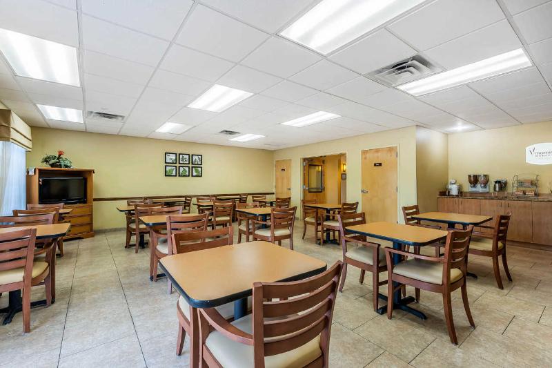 ホテル Comfort Inn & Suites Wildwood The Villages