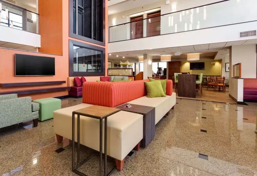 Hotelli Drury Inn & Suites Denver Tech Center