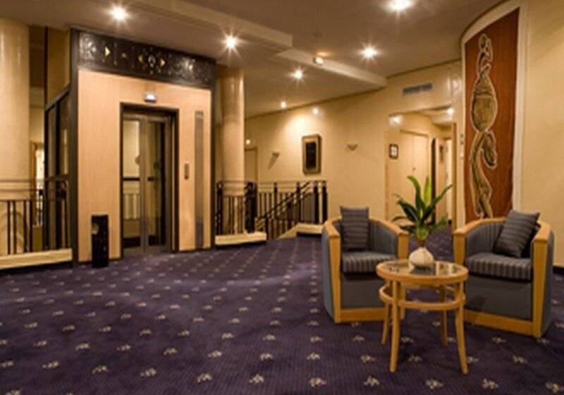 Отель Grand Bamako