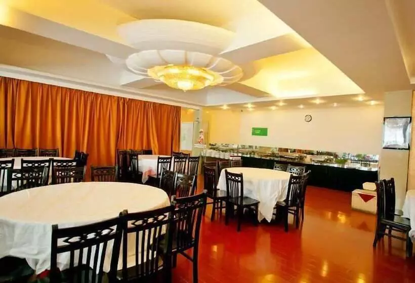 Отель Greentree Inn Nanjing Yuhuatai District Yinqiao Market Express