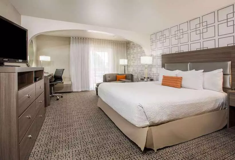 Отель Hawthorn Suites By Wyndham Livermore