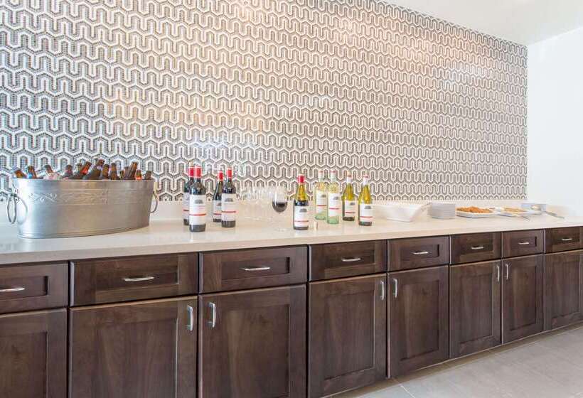 호텔 Hawthorn Suites By Wyndham Livermore