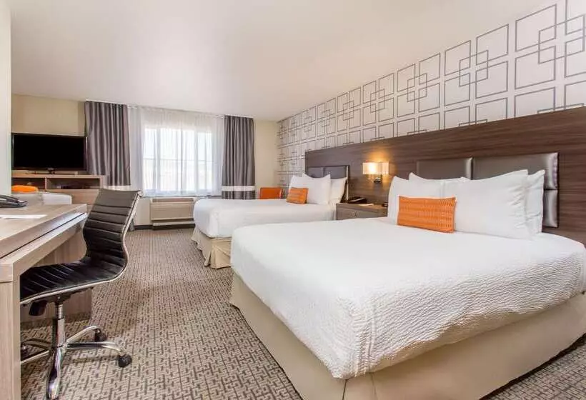 Отель Hawthorn Suites By Wyndham Livermore