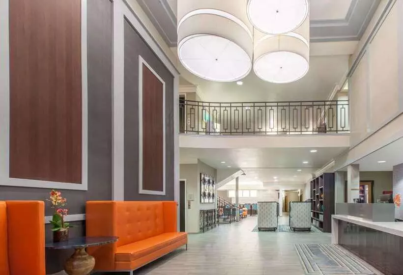 Отель Hawthorn Suites By Wyndham Livermore