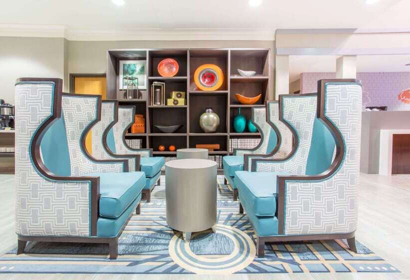 호텔 Hawthorn Suites By Wyndham Livermore