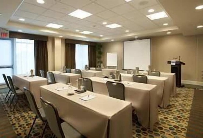 فندق Hilton Garden Inn Mt. Laurel