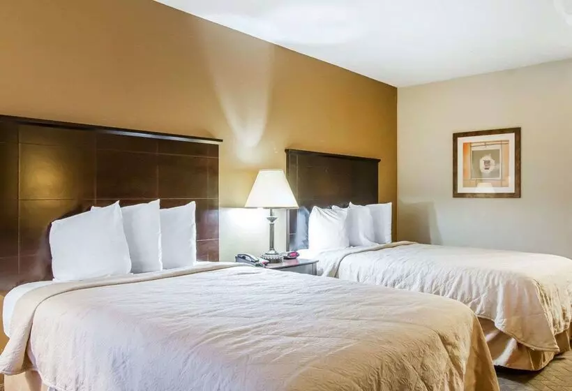 ホテル Quality Inn & Suites Greenville I65