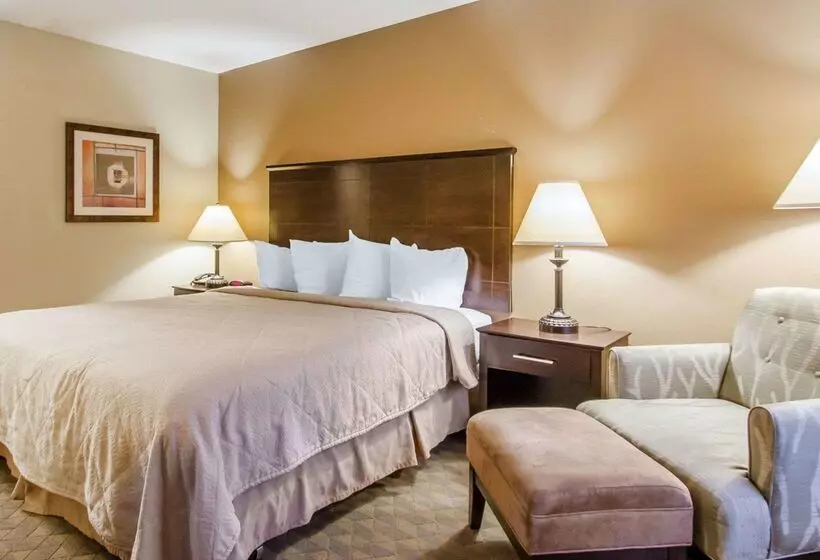 ホテル Quality Inn & Suites Greenville I65
