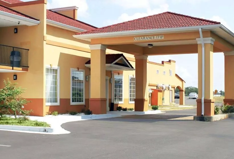 ホテル Quality Inn & Suites Greenville I65