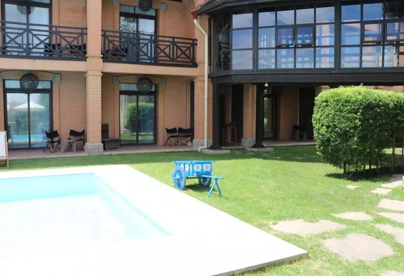 Radisson Hotel Tamboho Waterfront Antananarivo