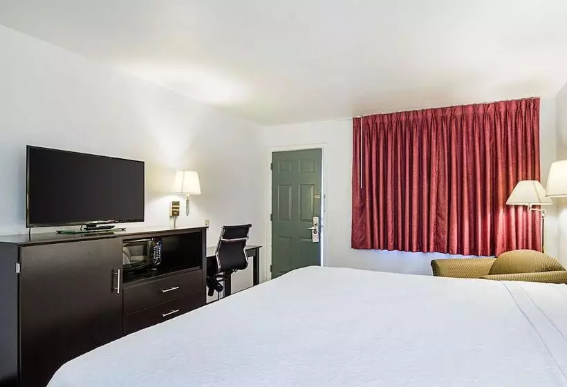 ホテル Rodeway Inn