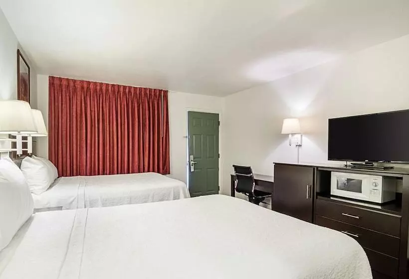 ホテル Rodeway Inn