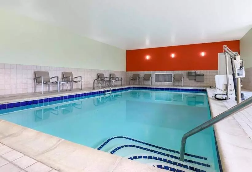 ホテル Springhill Suites Boulder Longmont