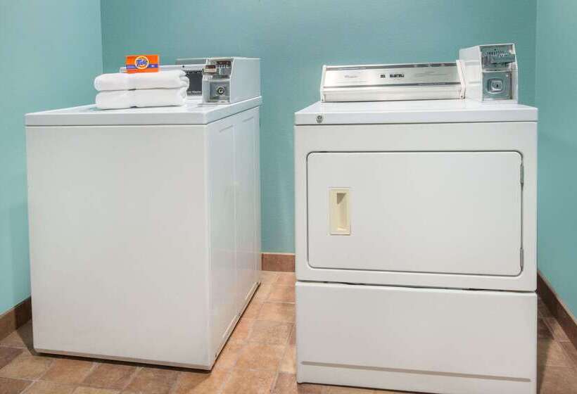 호텔 Super 8 By Wyndham Lubbock West