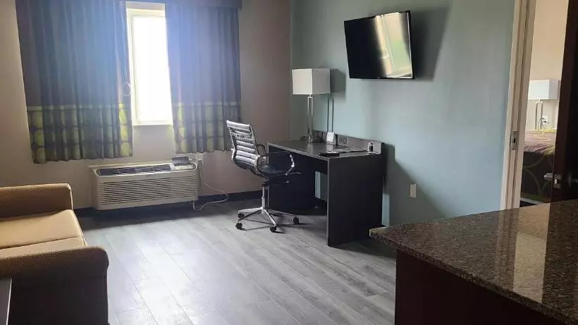 ホテル Super 8 By Wyndham Lubbock West