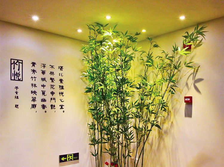 בית מלון כפרי Tavernew