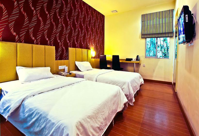 בית מלון כפרי Tavernew