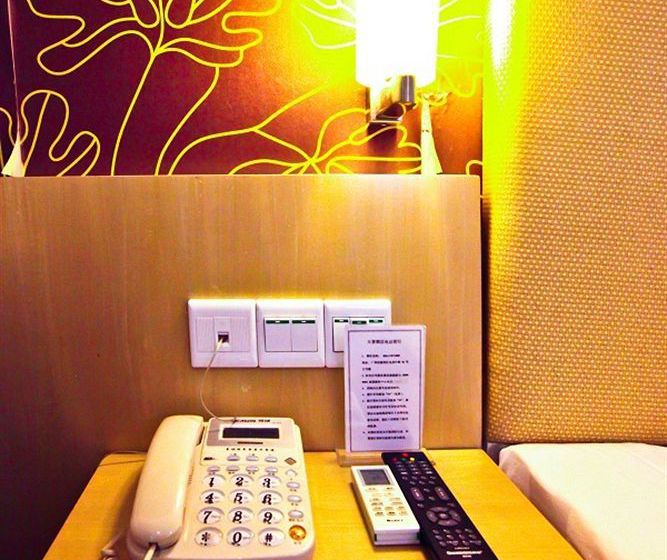 בית מלון כפרי Tavernew