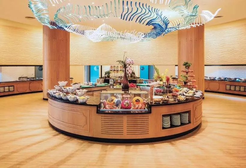 استراحتگاه Titanic Deluxe Lara