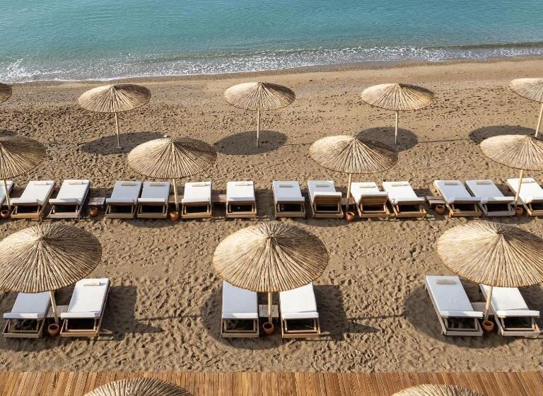 استراحتگاه Titanic Deluxe Lara