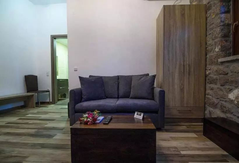 Avgonima All Seasons