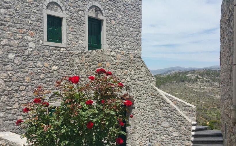 Avgonima All Seasons