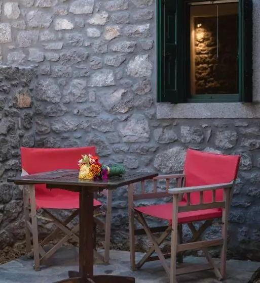 Avgonima All Seasons