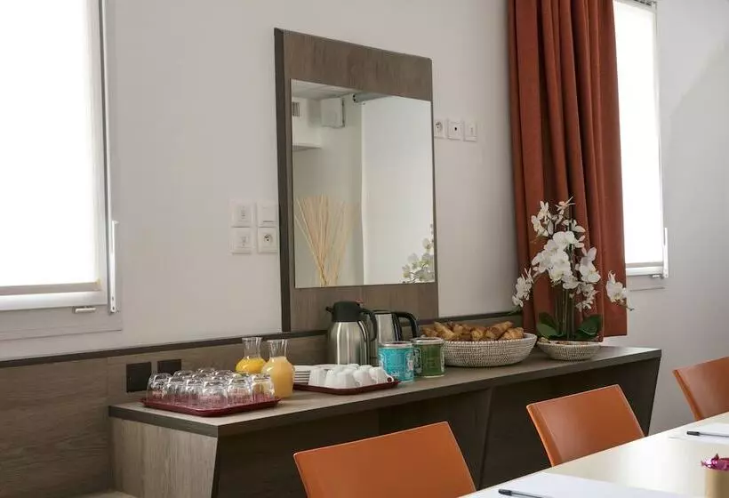 Hotel Clermont Estaing