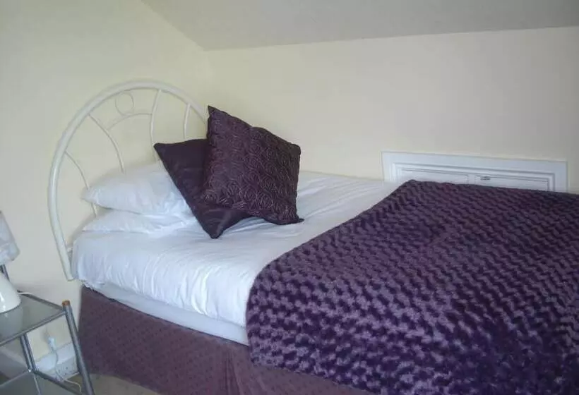 Hotelli Coast Guest House