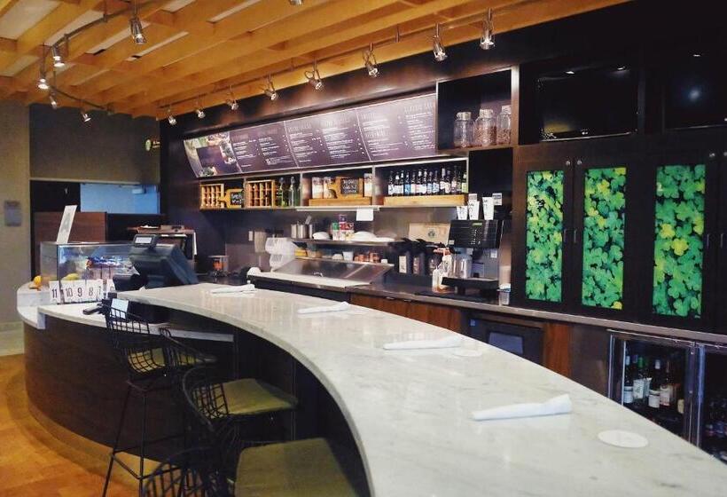 בית מלון כפרי Courtyard By Marriott Owensboro