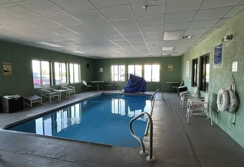 ホテル Mcpherson Inn
